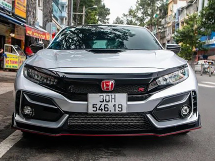 Ông chủ Trung Nguyên Coffee tậu xe hiệu suất cao Honda CIvic Type R độc nhất Việt Nam