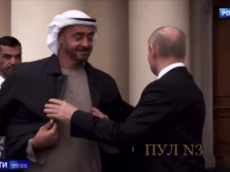 Video: Cử chỉ quan tâm của ông Putin khiến Tổng thống UAE cảm kích