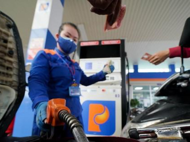 Giám đốc Petrolimex Sài Gòn bác thông tin chiết khấu xăng dầu ''0 đồng''