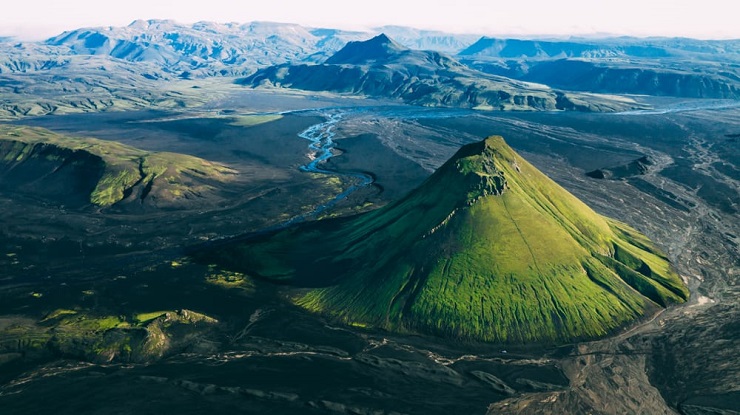 Chiêm ngưỡng những ngọn núi lửa đẹp nhất trên thế giới - 2