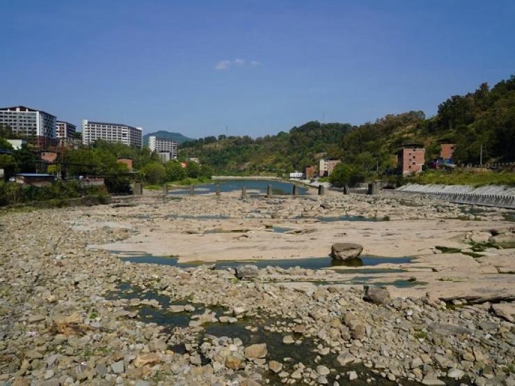 TQ: Hạn hán tồi tệ nhất hàng thập kỷ ở Tứ Xuyên phơi bày hạn chế của thủy điện