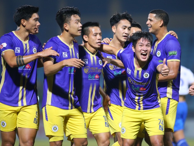 Video bóng đá Hà Nội - Nam Định: Tiệc 7 bàn mãn nhãn, bay cao trên đỉnh (V-League)