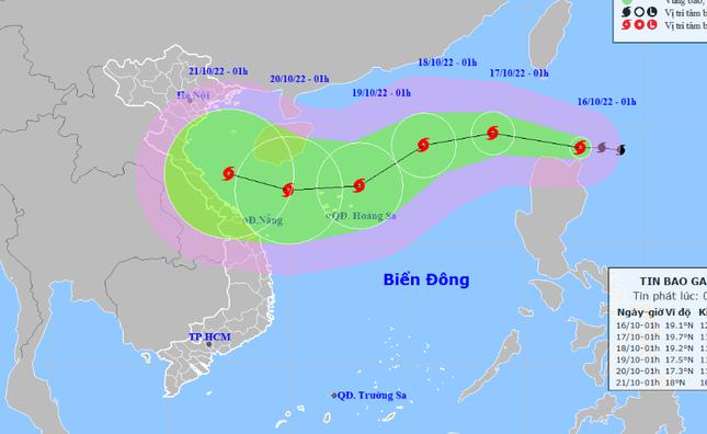 Bão NESAT vào Biển Đông hôm nay, tiếp tục mạnh thêm - 1