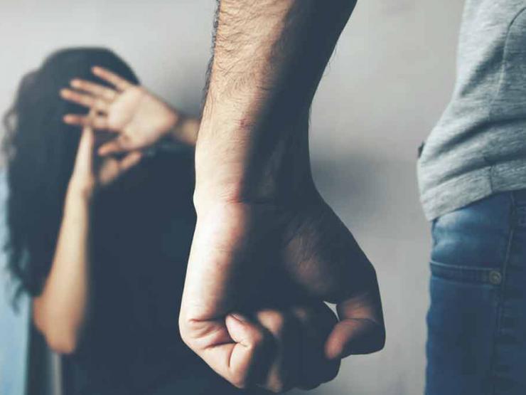 Pháp luật - Vợ thường xuyên "buôn chuyện" với bạn hàng giờ, chồng nổi cơn ghen gây thảm kịch