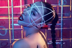 Nhạc - Tóc Tiên bị đàn em trêu ghẹo vóc dáng dù nổi tiếng với thân hình "vạn người mê"