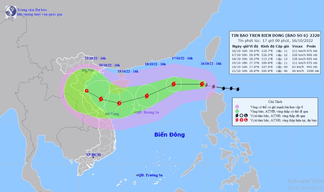 Bão số 6 Nesat tương tác với không khí lạnh, 3 kịch bản khó lường cho miền Trung - 1