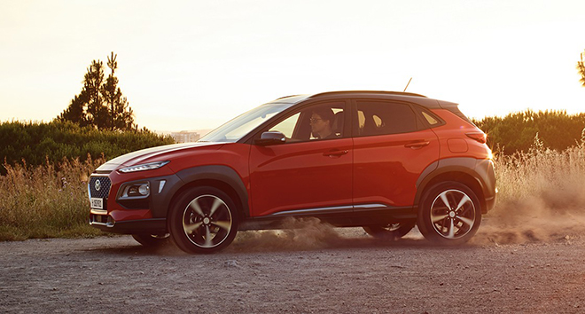 Giá xe Hyundai Kona niêm yết và lăn bánh tháng 10/2022 - 3