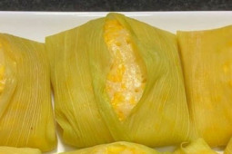 Ẩm thực - Bánh bắp hấp nước cốt dừa dẻo dai, thơm béo