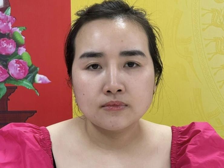 Nữ quái 9X tổ chức cho “dân chơi” bay lắc trong quán bar trên phố Hà Nội