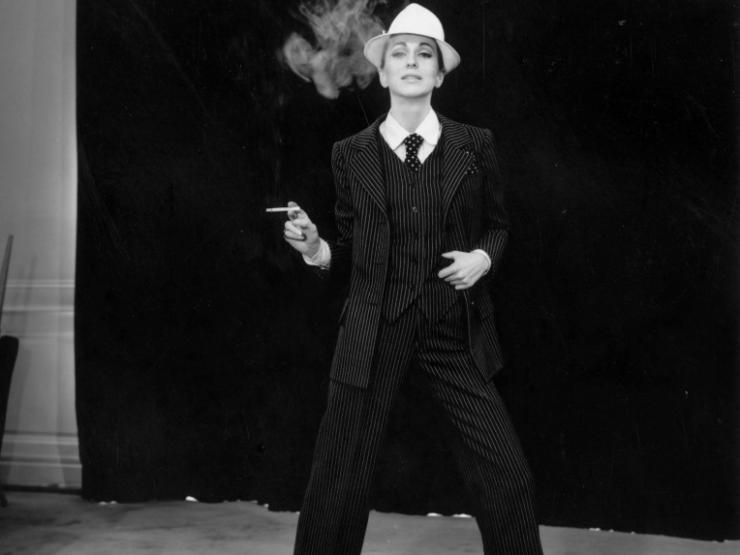 Thời trang - Le Smoking tiếp tục thách thức phong cách phi giới tính