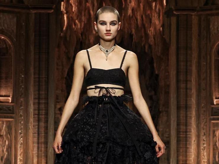”Nín thở” vì một Dior quá trầm bổng, lộng lẫy với bộ sưu tập mới nhất