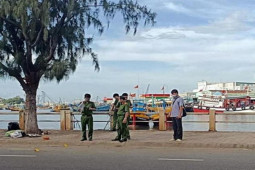 Pháp luật - Gia đình nạn nhân có đơn bãi nại cho tài xế Mercedes tông chết người ở bờ kè Phan Thiết
