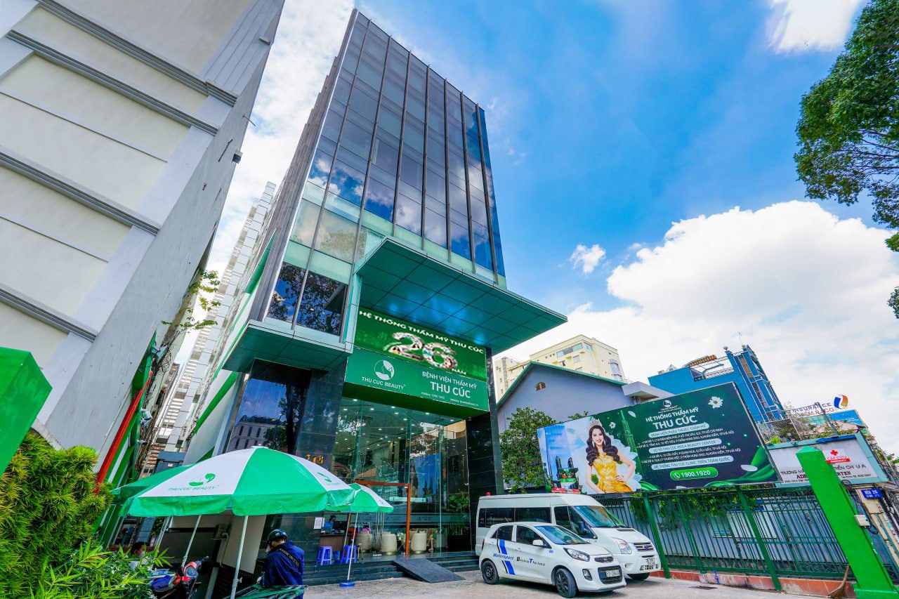 Bệnh viện Thẩm mỹ Thu Cúc cơ sở 218 Điện Biên Phủ, Q3, TP. HCM tọa lạc tại vị trí đắc địa, vô cùng sầm uất