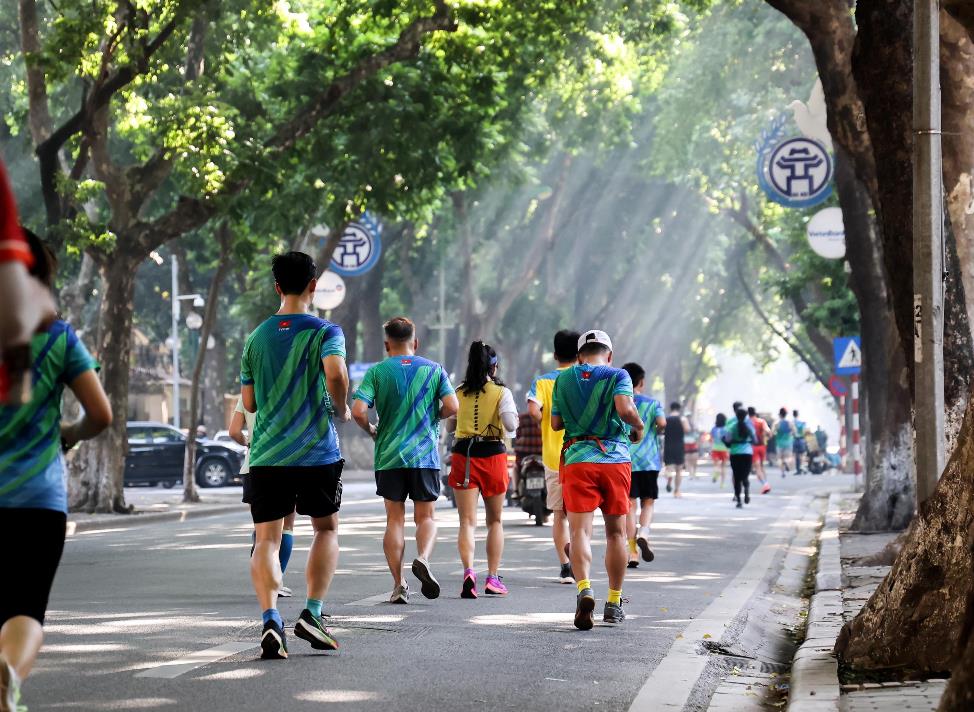 Hàng loạt kỷ lục mới được thiết lập tại VPBank Hanoi Marathon 2022 - 4