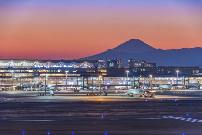 Hình ảnh Getty của sân bay Haneda. Ảnh: Cntraveler.