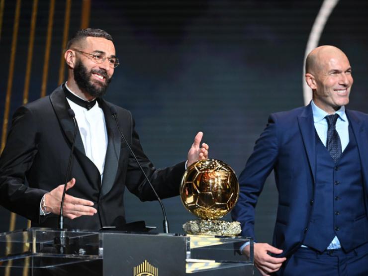 Bóng đá - Benzema đoạt Quả bóng vàng 2022, nói gì trong giây phút lịch sử?