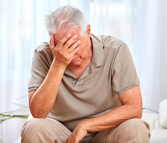 Tình trạng tiểu són, tiểu rắt khiến nhiều người bệnh gặp nhiều bất tiện trong đời sống hàng ngày, dẫn tới tâm lý tự ti, ngại giao tiếp.