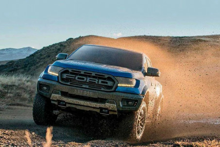 Giá xe Ford Ranger Raptor niêm yết và lăn bánh tháng 10/2022