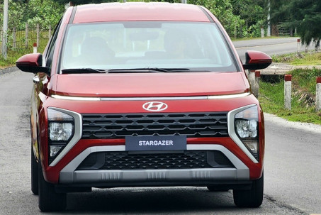 Hyundai Stargazer xuất hiện trên đường phố và chốt ngày ra mắt