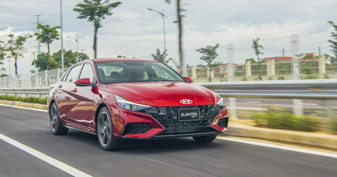 Hyundai Elantra N-Line và Kia K3 GT: Cùng tầm giá, chọn mua xe nào? - 7