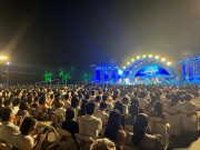 Gần 3.000 người "đổ" về KDL Quốc tế Đồi Rồng trong đêm Gala Sao Mai 2022