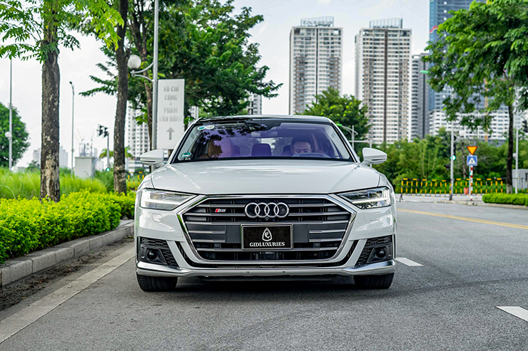 Audi S8 đầu tiên có mặt tại Việt Nam, giá gần 10 tỷ đồng - 4