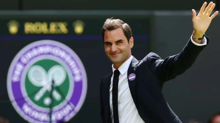 Federer chuẩn bị tái xuất tennis với vai trò bình luận viên