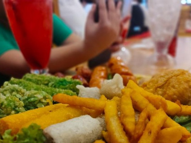 Sức khỏe đời sống - Những thực phẩm cần tránh để phòng bệnh ung thư đại trực tràng