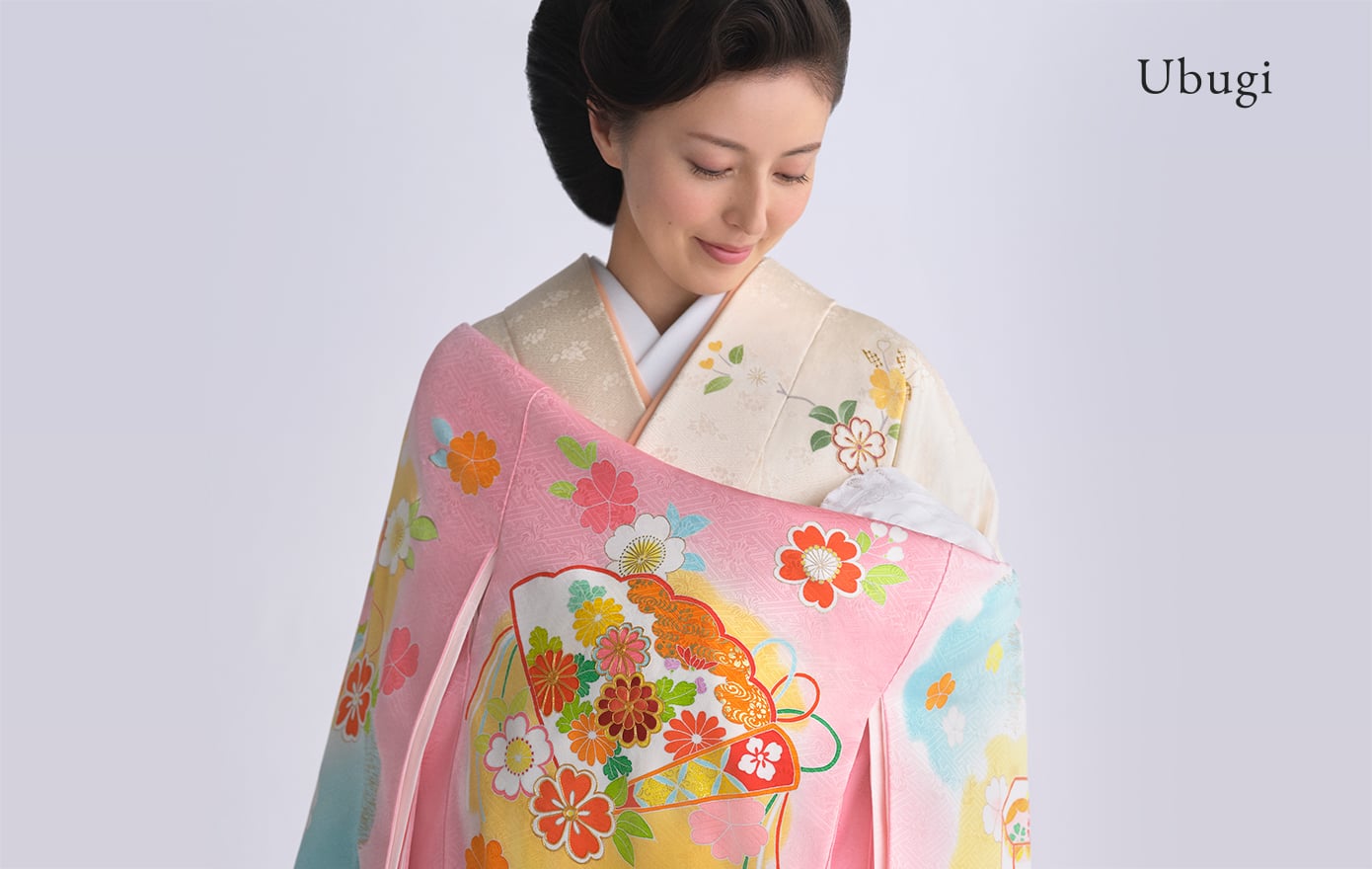 Bộ đồ mất tới 12 tháng để làm, giá khiến nhiều người “ngỡ ngàng bật ngửa” - 1