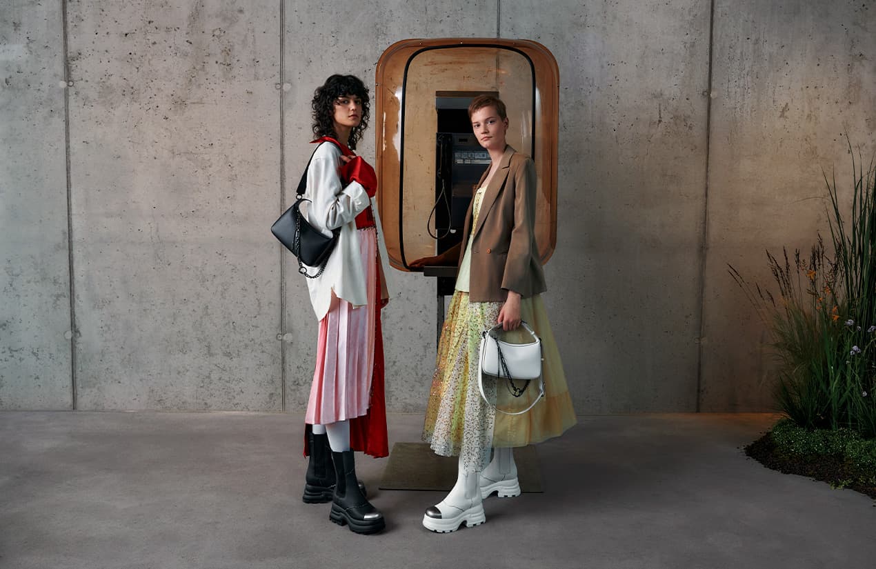 Bộ sưu tập từ sự hợp tác giữa CHARLES &amp; KEITH và thương hiệu thời trang giày dép BOTH đã khẳng định tuyên ngôn thời trang tối giản - sang trọng và không thể thiếu nét thanh lịch.