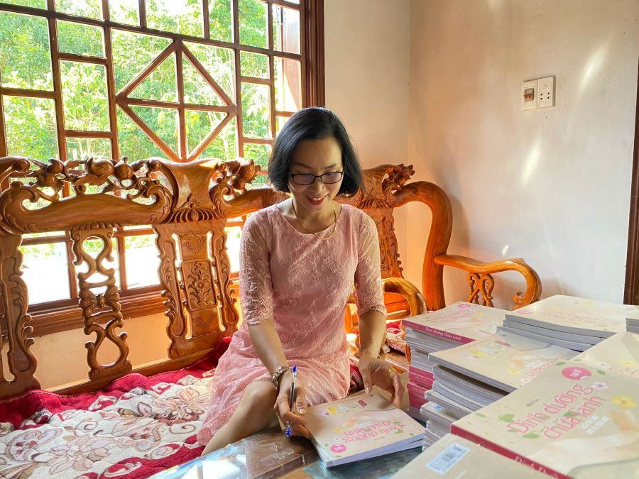 Tác giả Mita Trần bật mí lý do phát hành cuốn sách “Dinh dưỡng chữa lành - tập 1” - 4