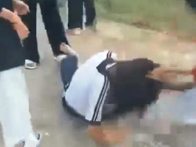 Pháp luật - Nguyên nhân nữ sinh ở Quảng Ngãi bị đánh, làm nhục gây "bão" mạng