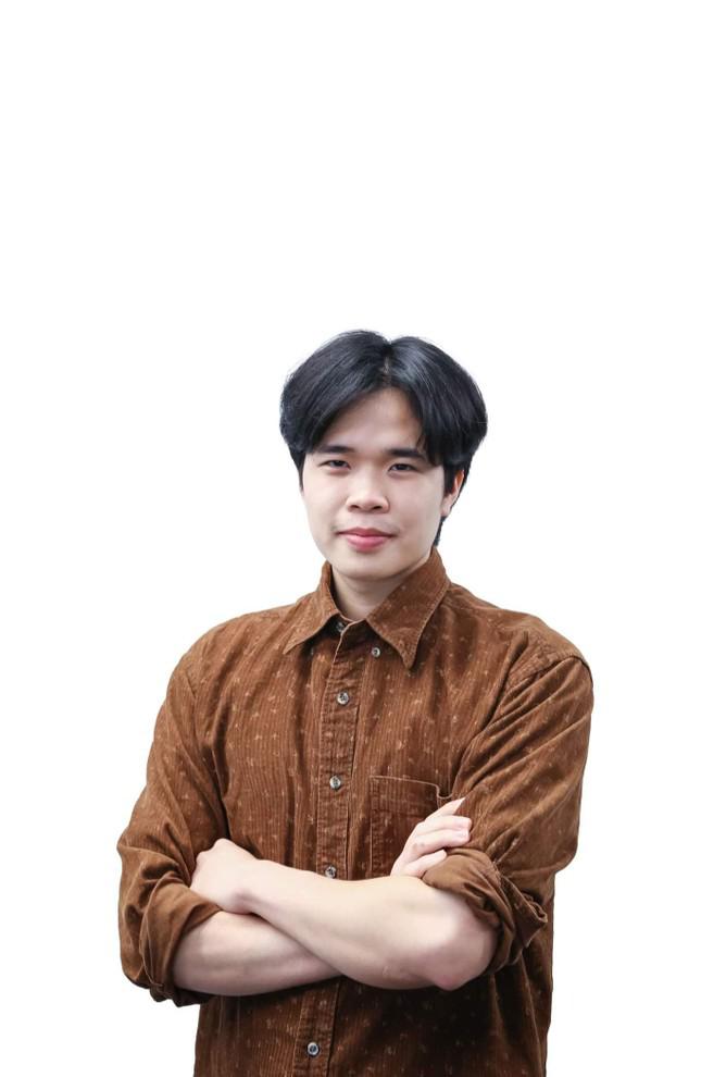 Lê Minh Tú (2000) vừa hoàn thành chương trình học tại trường Công nghệ Thông tin và Truyền thông, Đại học Bách khoa Hà Nội.