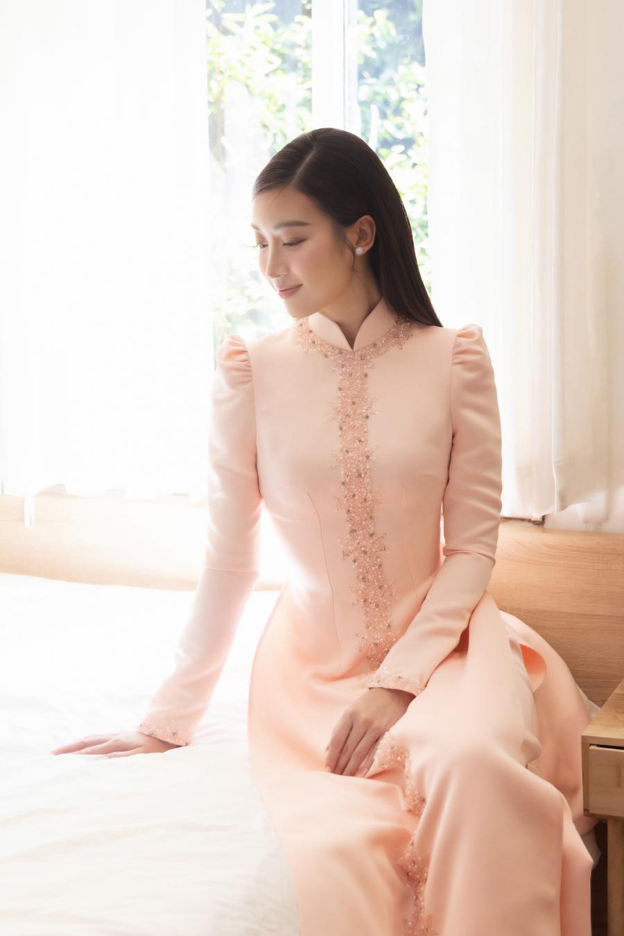 Áo dài cưới của hoa hậu Đỗ Mỹ Linh với Chủ tịch Hà Nội FC có gì đặc biệt? - 5