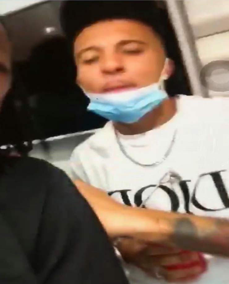 Sancho từng bị phát hiện phá rào cách ly Covid-19 để đi ăn tiệc hồi năm 2020