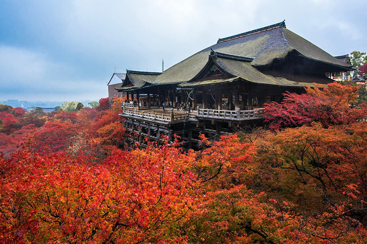 1. Chùa Kiyomizu là một trong những điểm du lịch nổi tiếng nhất Kyoto, Nhật Bản.
