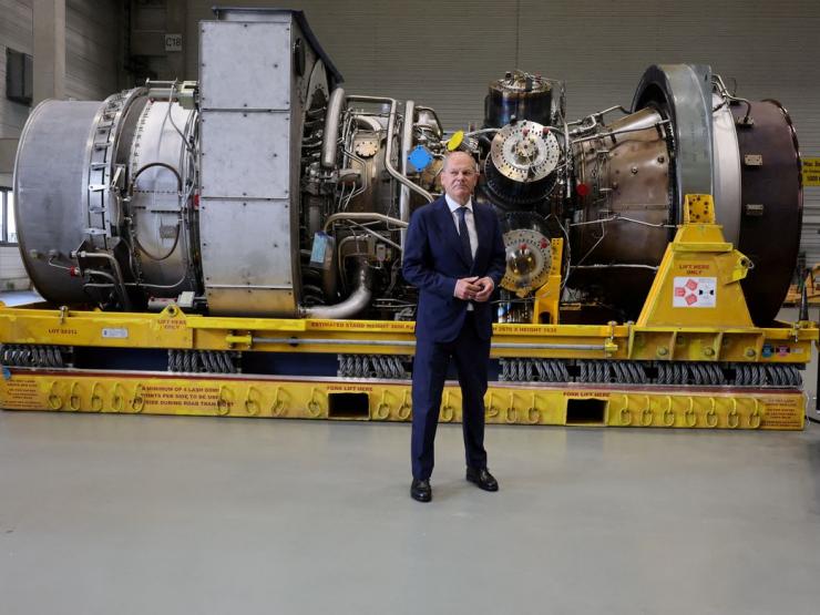 Thế giới - Iran đạt thỏa thuận cung cấp 40 tuabin khí cho Nga