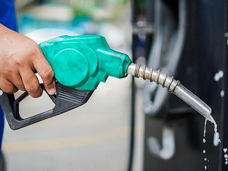 Thị trường - Tiêu dùng - Giá xăng dầu hôm nay 25/10: Tiếp tục tăng khi lo ngại nguồn cung bị thắt chặt