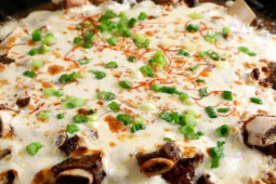 Đãi cả nhà món sườn bò nướng phô mai cho ngày cuối tuần thêm vui