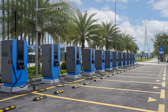 ADB thu xếp gói tín dụng biến đổi khí hậu trị giá 135 triệu USD phát triển giao thông xanh tại Việt Nam - 2