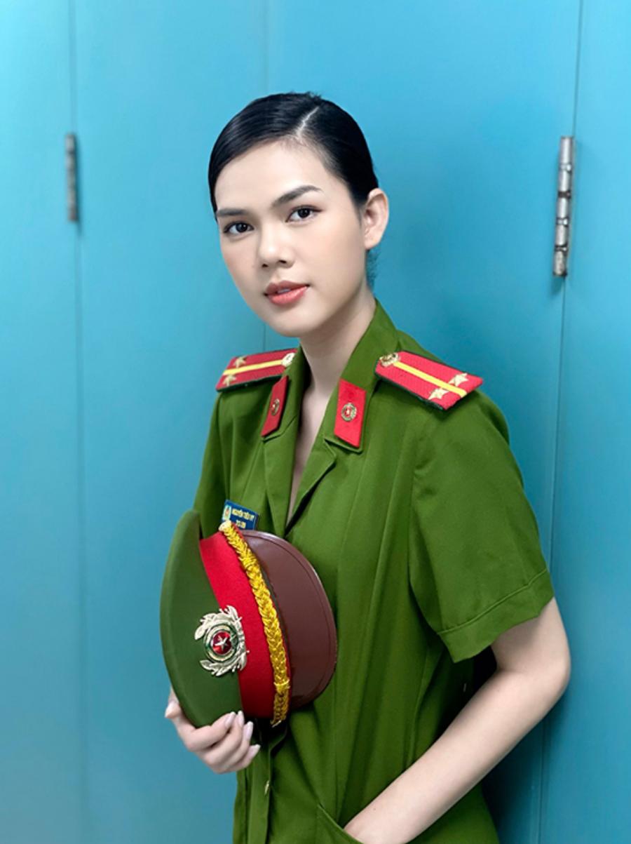 Lê Ngọc Trinh xinh đẹp trong vai cảnh sát ngầm phim "Mẹ trùm".