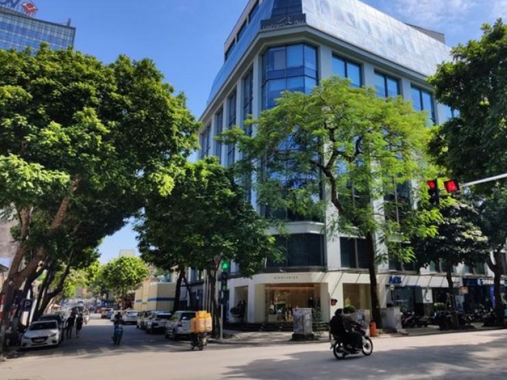 Kinh doanh - Quận nhỏ nhất Hà Nội, thu ngân sách bằng nhiều tỉnh cộng lại và không còn hộ nghèo