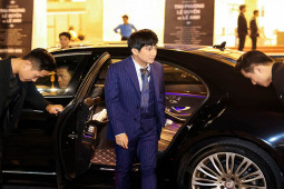 Nhạc - Quang Hà đi xe 7 tỷ, lo lắng khi hát tại sân khấu bị cháy 3 năm trước, thiệt hại 30 tỷ