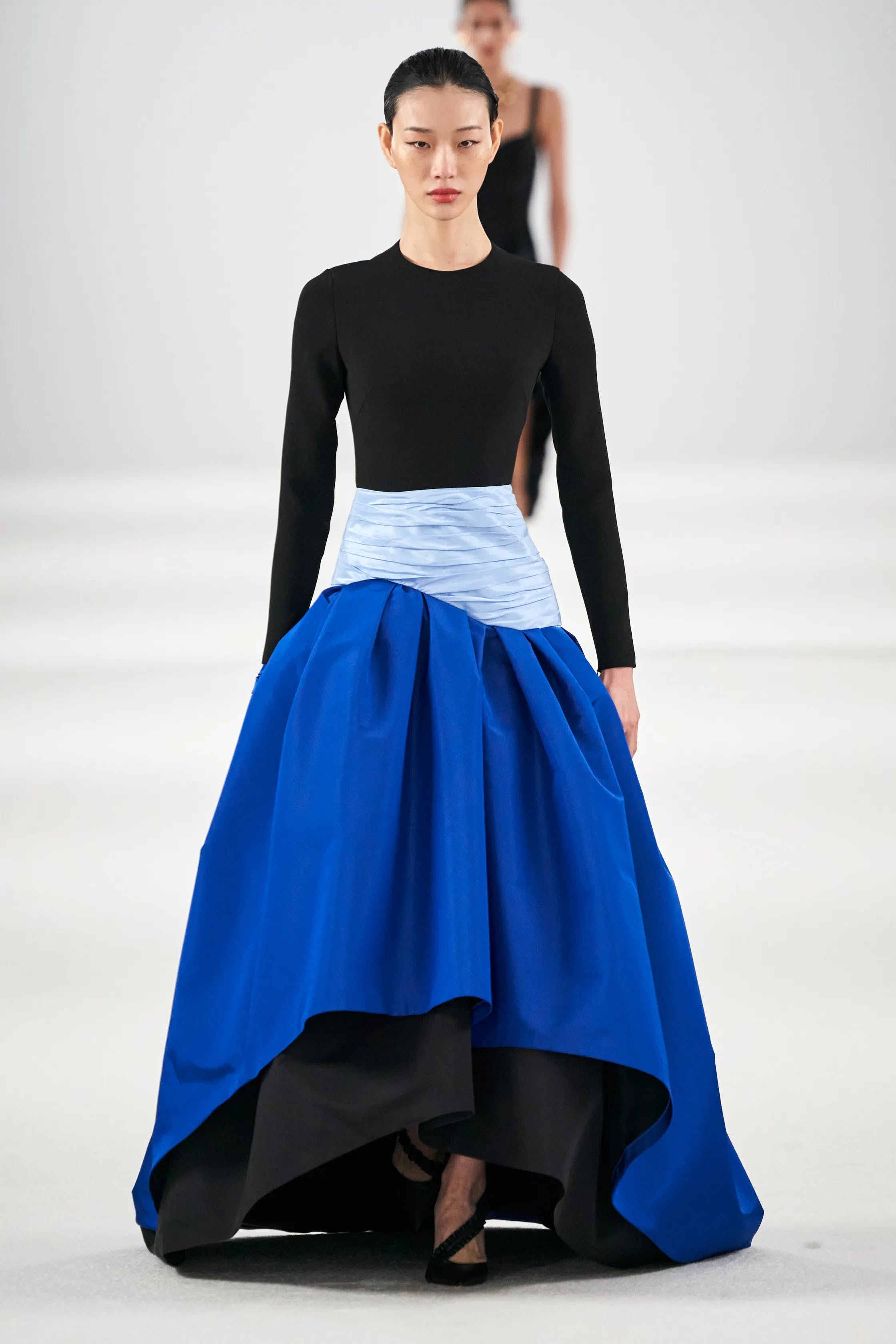Carolina Herrera Thu / Đông 2022