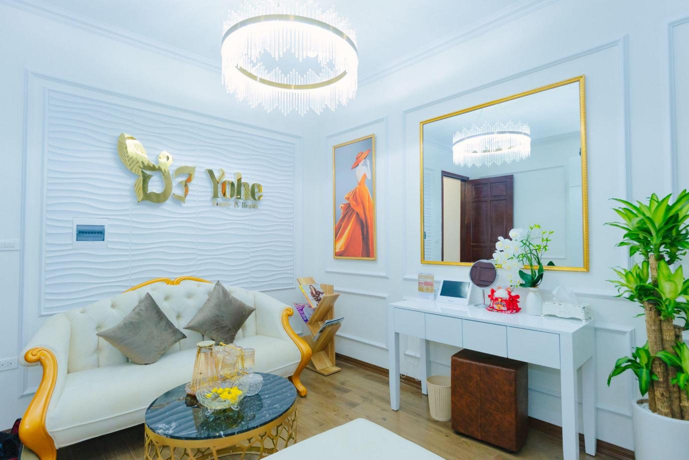 Không gian sang trọng tại Yohe mang lại cảm giác thư giãn cho khách hàng