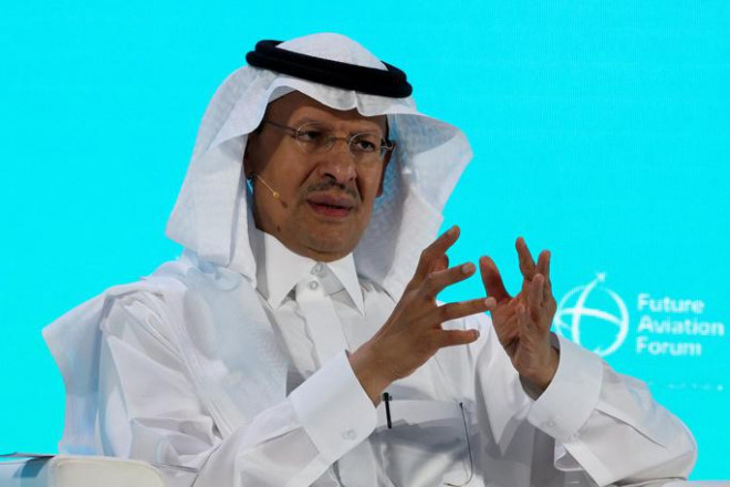 Bộ trưởng Năng lượng Ả Rập Saudi Abdulaziz bin Salman. Ảnh: Reuters