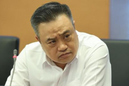 Tin tức trong ngày - Chủ tịch Hà Nội Trần Sỹ Thanh: Đừng chê tỉnh nghèo, có nơi xe xịn nhiều hơn thành phố