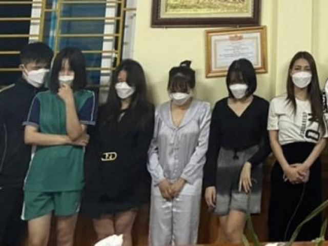 Pháp luật - Vờ hầu đồng để mở "tiệc ma tuý" tại nhà