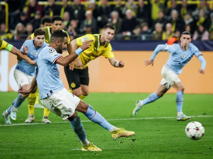 Bóng đá - Man City lập kỷ lục hỏng penalty Cúp C1, "tội đồ" Mahrez bị fan chỉ trích