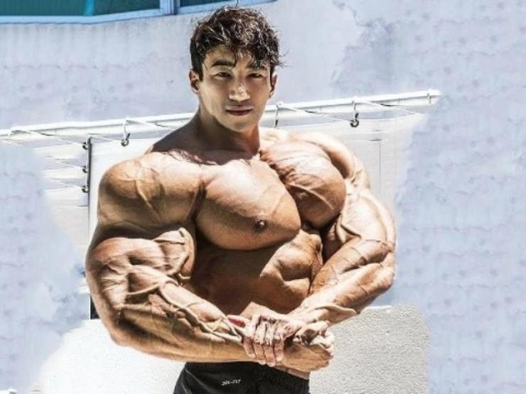 Thể thao - 3 siêu nhân thể hình "khổng lồ" châu Á khiến đối thủ Âu Mỹ e ngại